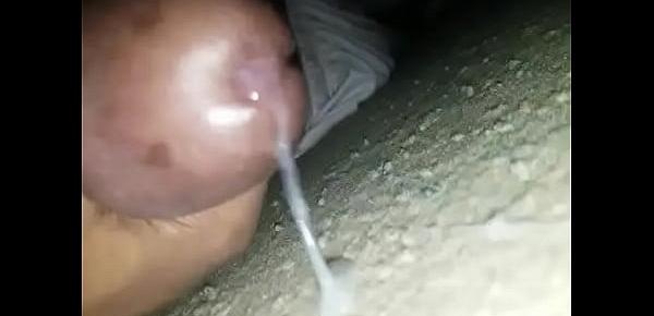  Another huge cum load for the ladies give Kiks asap